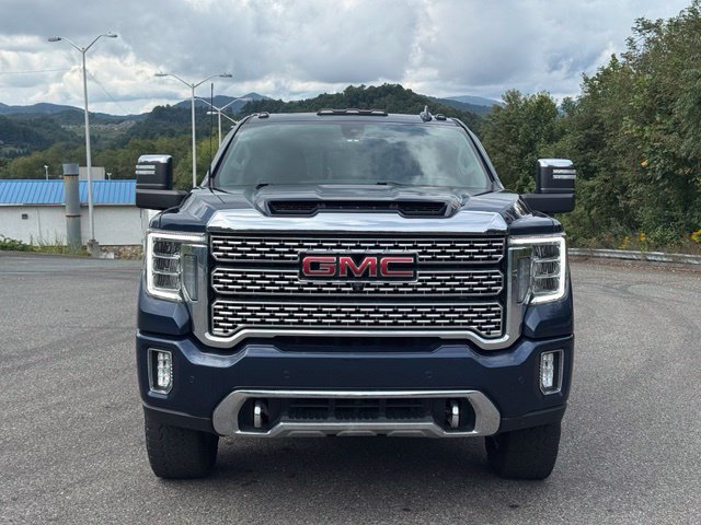 Used 2023 GMC Sierra 2500 Denali w/ Denali Ultimate Package AWD/4WD image 2