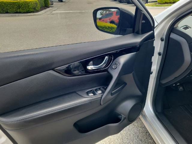 Certified 2022 Nissan Rogue Sport SV FWD image 23