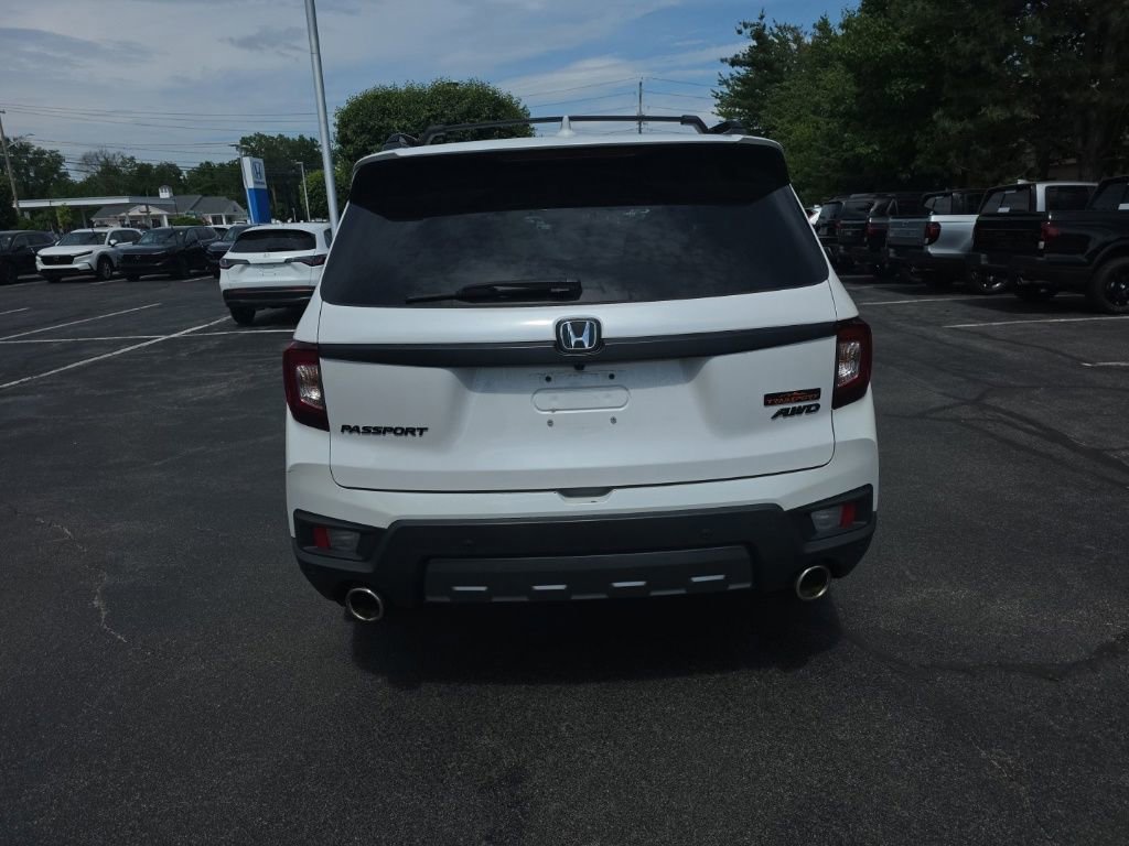 Used 2023 Honda Passport TrailSport image 6