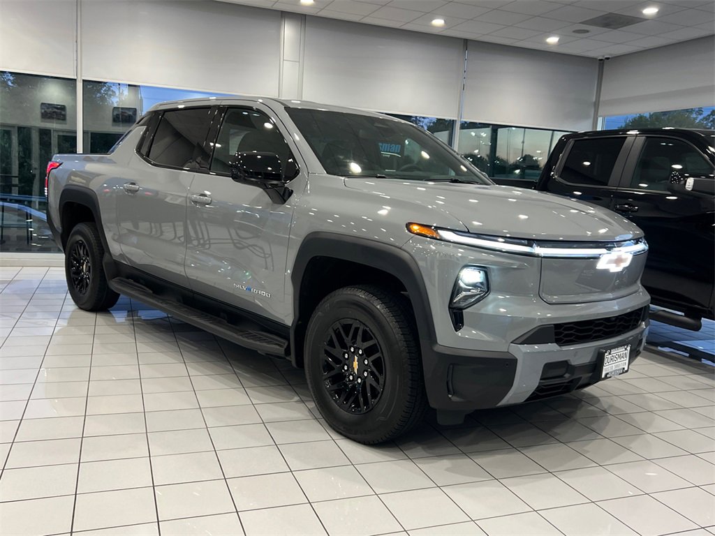 New 2026 Chevrolet Silverado EV LT image 1