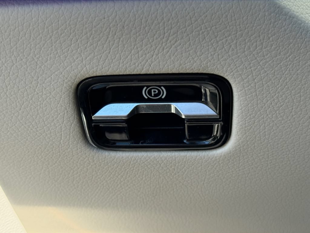 Used 2023 Mercedes-Benz S 580 4MATIC Sedan image 23