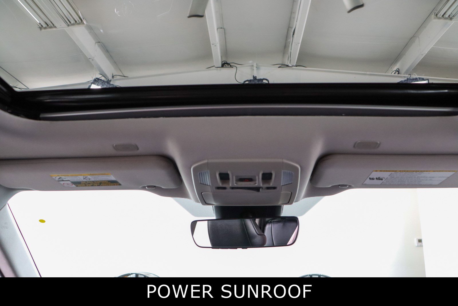 Used 2024 Toyota Highlander XLE image 22