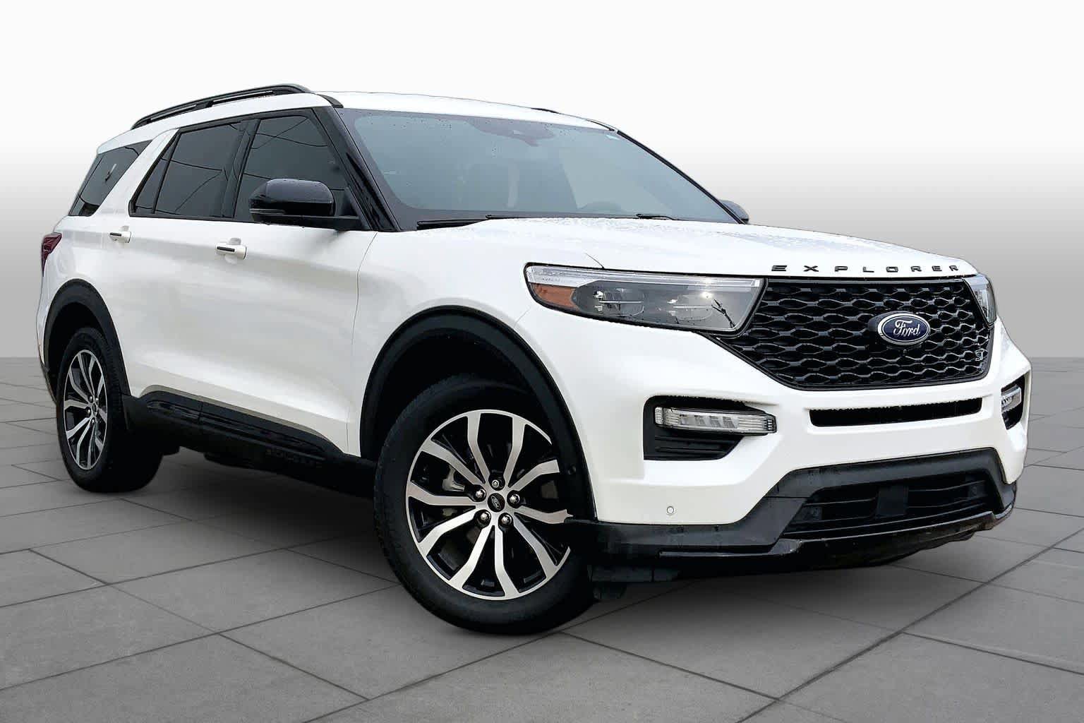 Used 2020 Ford Explorer ST AWD/4WD image 3