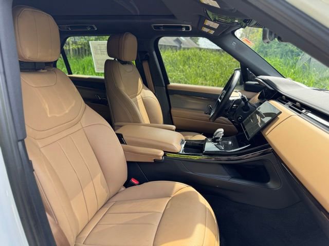 Used 2025 Land Rover Range Rover Sport SE AWD/4WD image 19