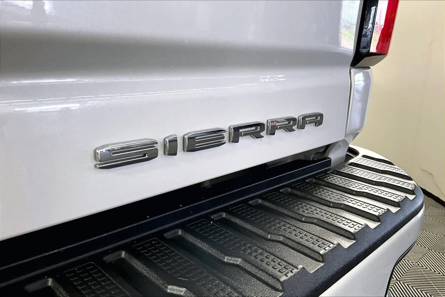Certified 2024 GMC Sierra 3500 Denali Ultimate AWD/4WD image 30