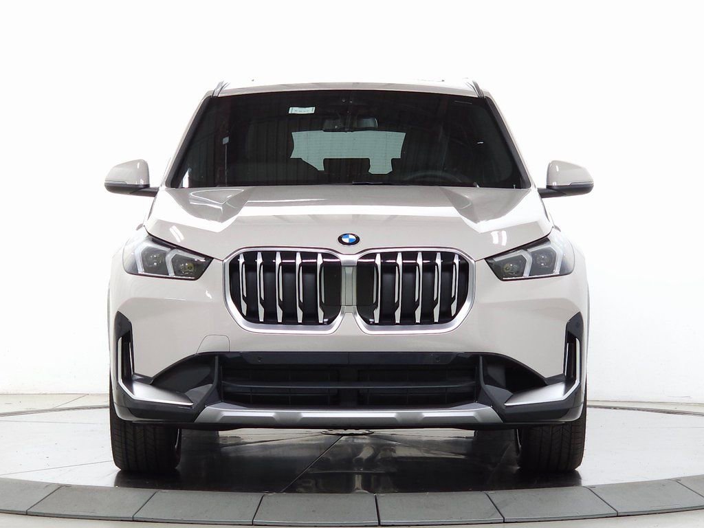 Used 2026 BMW X1 xDrive28i w/ Convenience Package AWD/4WD image 2