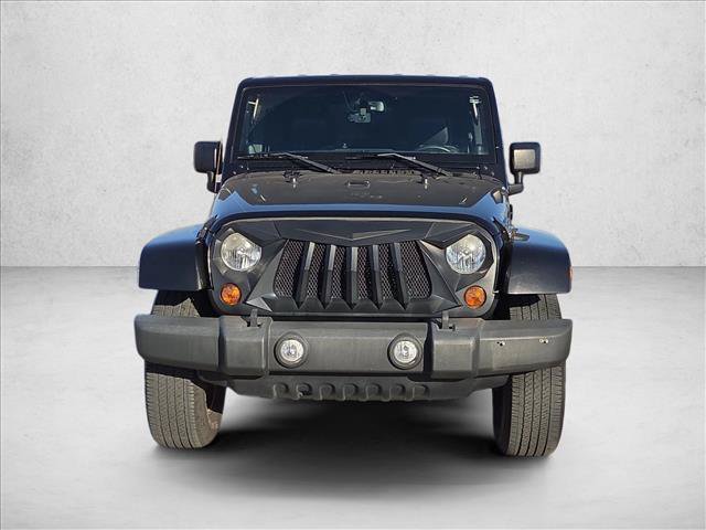 Used 2013 Jeep Wrangler Unlimited Rubicon w/ Connectivity Group AWD/4WD image 2