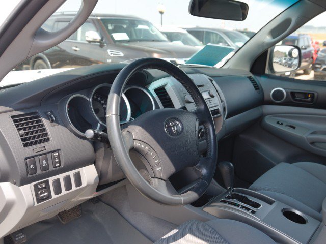 Used 2008 Toyota Tacoma PreRunner RWD image 16