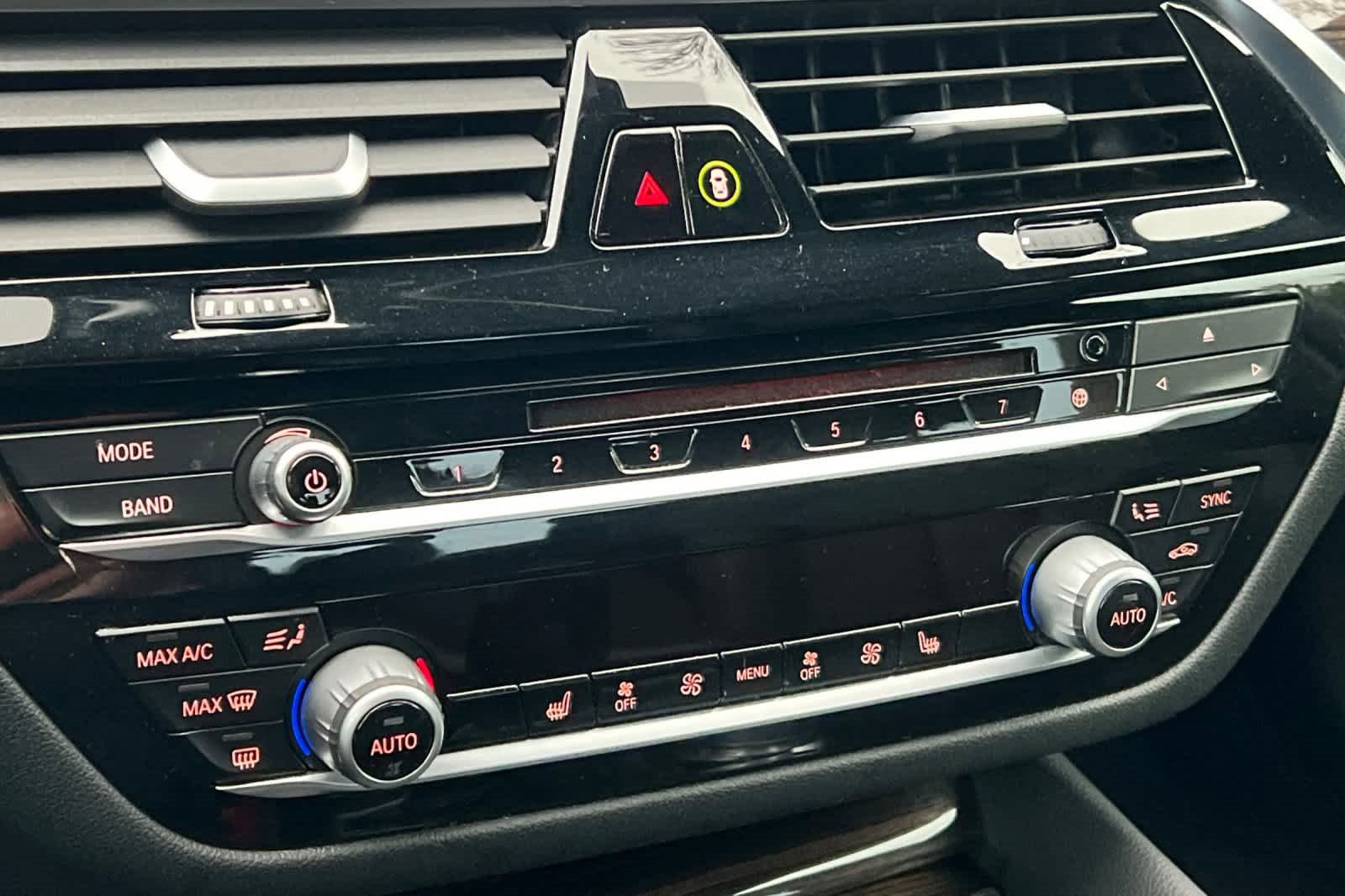 Used 2019 BMW 530i w/ Convenience Package image 20