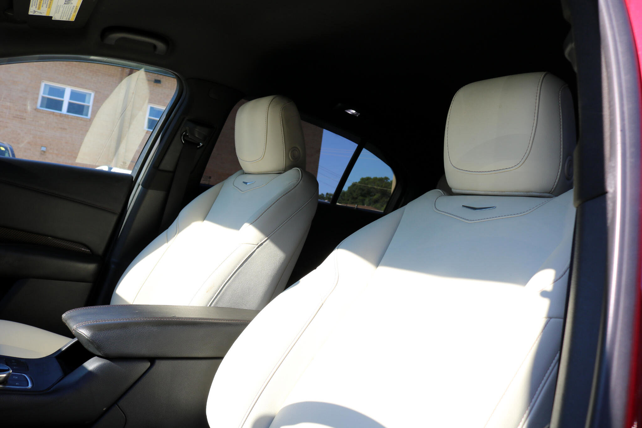 Used 2019 Cadillac XT4 Sport image 18