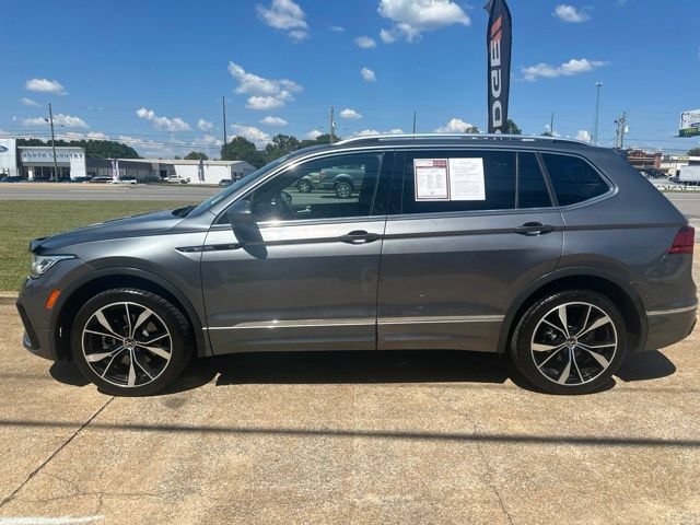 Used 2022 Volkswagen Tiguan SEL R-Line AWD/4WD image 5