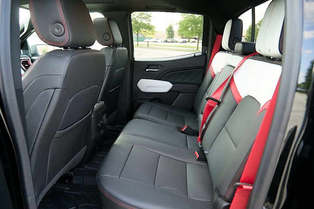 New 2026 GMC Canyon AT4X AWD/4WD image 37