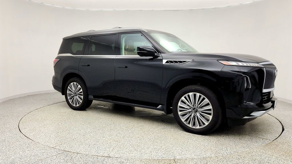 Used 2025 INFINITI QX80 Sensory w/ Exterior Package image 3