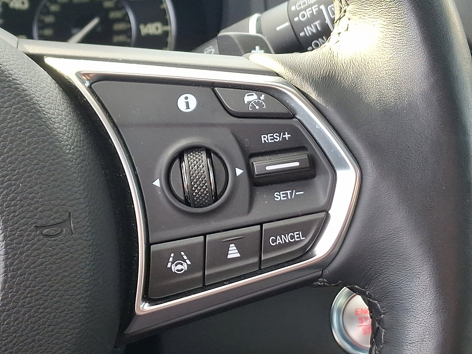 Certified 2023 Acura RDX w/ Technology Package image 23