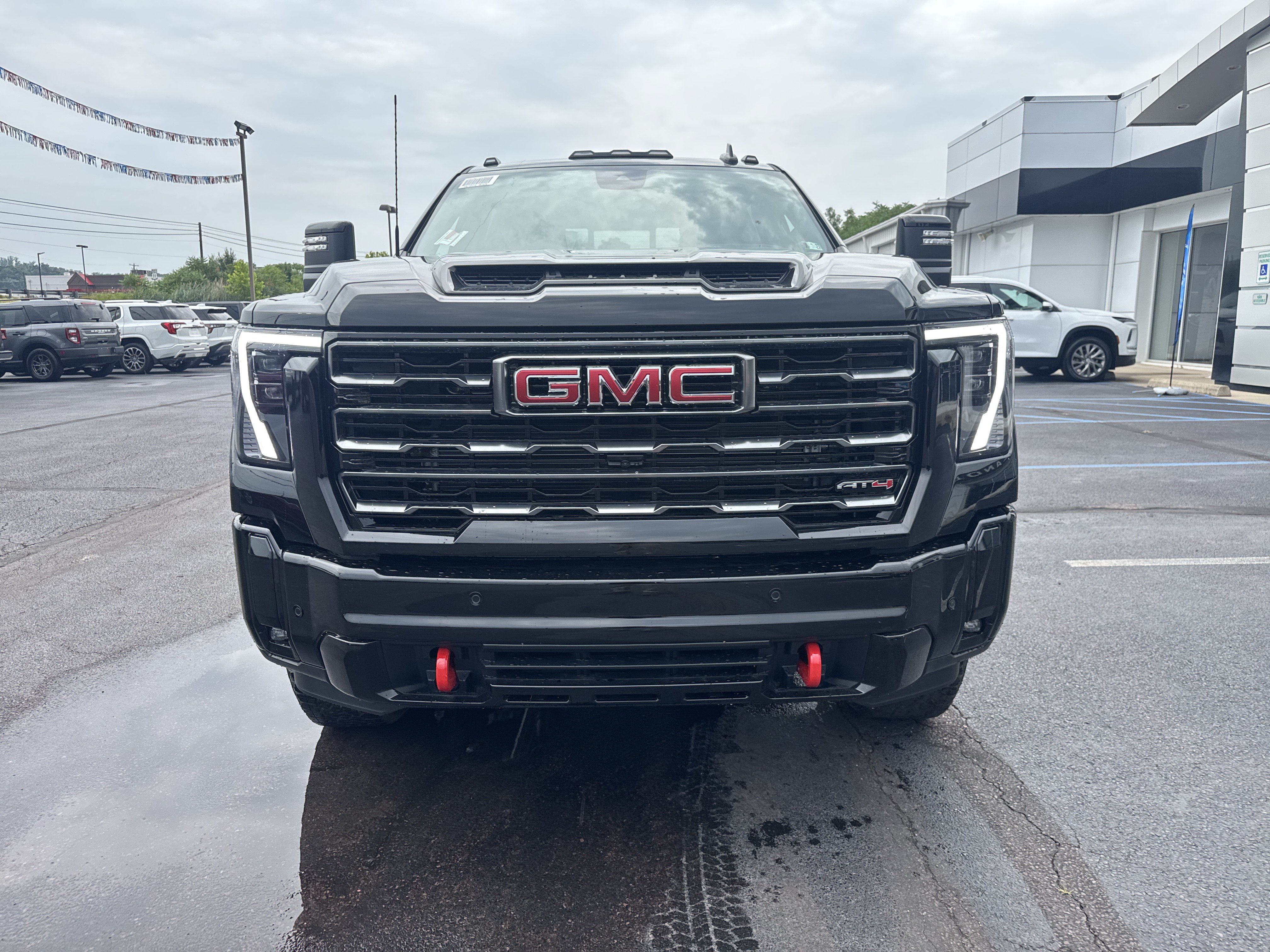 New 2026 GMC Sierra 2500 AT4 w/ AT4 Premium Plus Package AWD/4WD image 9