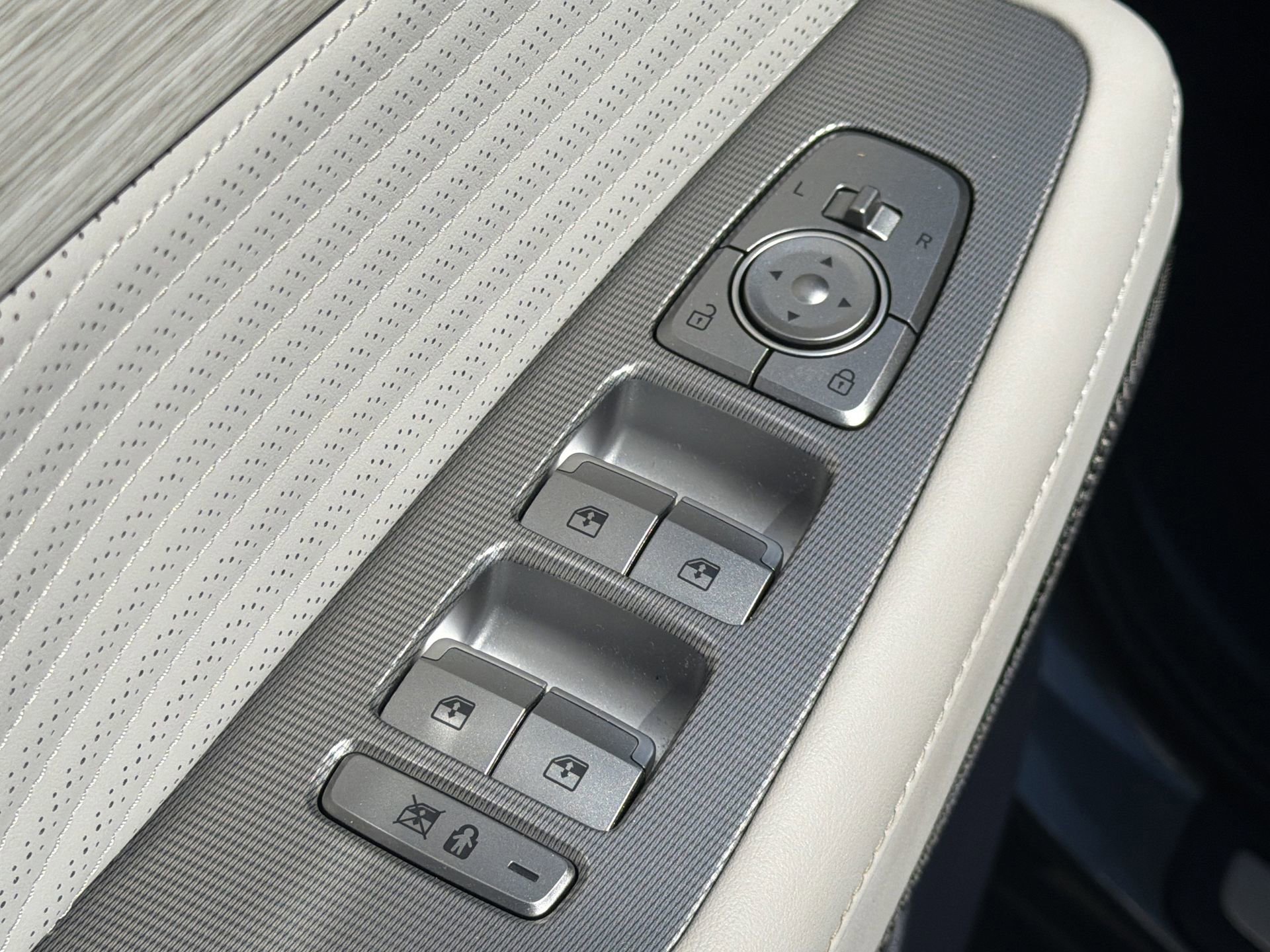 Used 2023 Hyundai Palisade Calligraphy AWD/4WD image 19