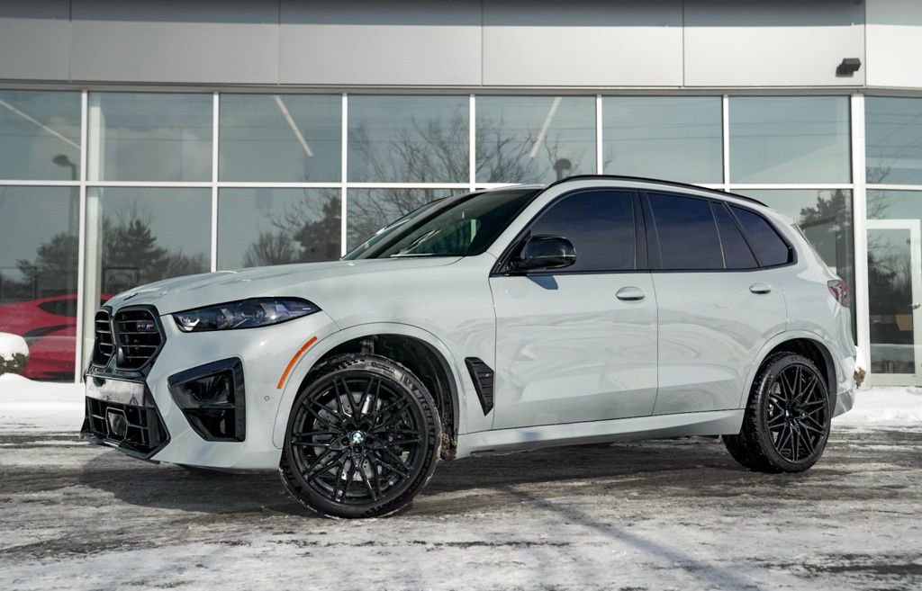 Used 2026 BMW X5 M Competition w/ Executive Package image 2