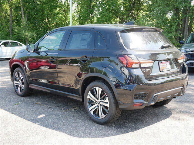 New 2025 Mitsubishi Outlander Sport SE image 2
