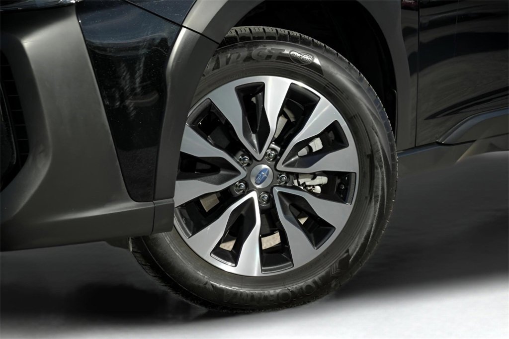 Used 2024 Subaru Outback Touring XT image 2