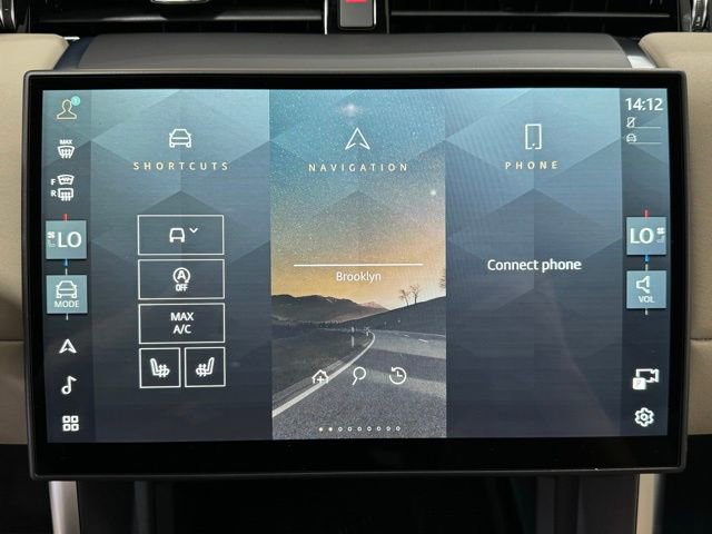 New 2024 Land Rover Discovery Sport S image 18