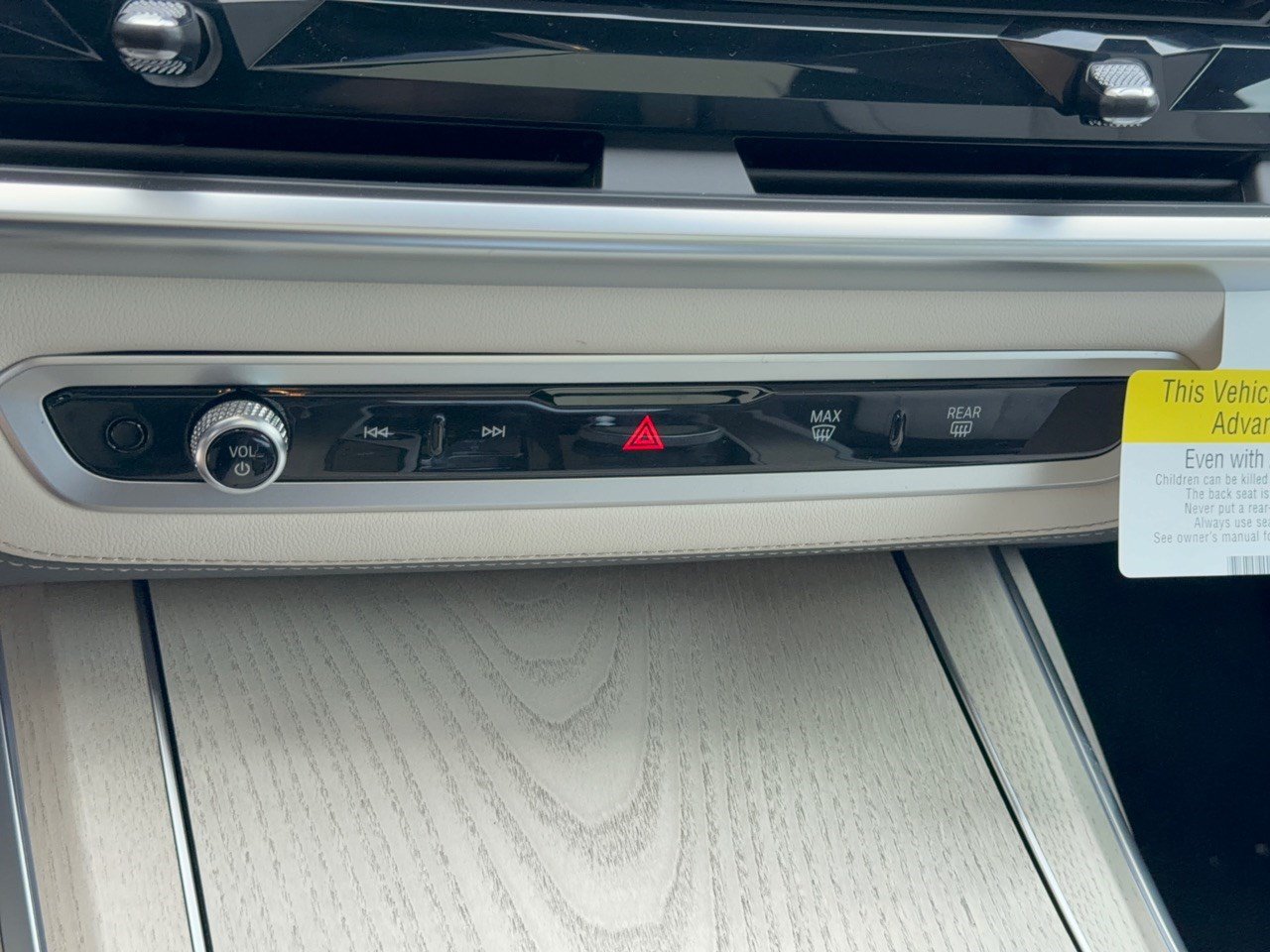 New 2027 BMW X7 M60i AWD/4WD image 22