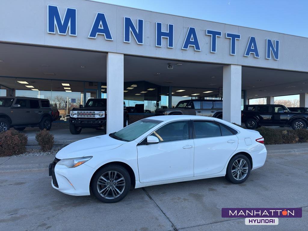 Used 2017 Toyota Camry SE