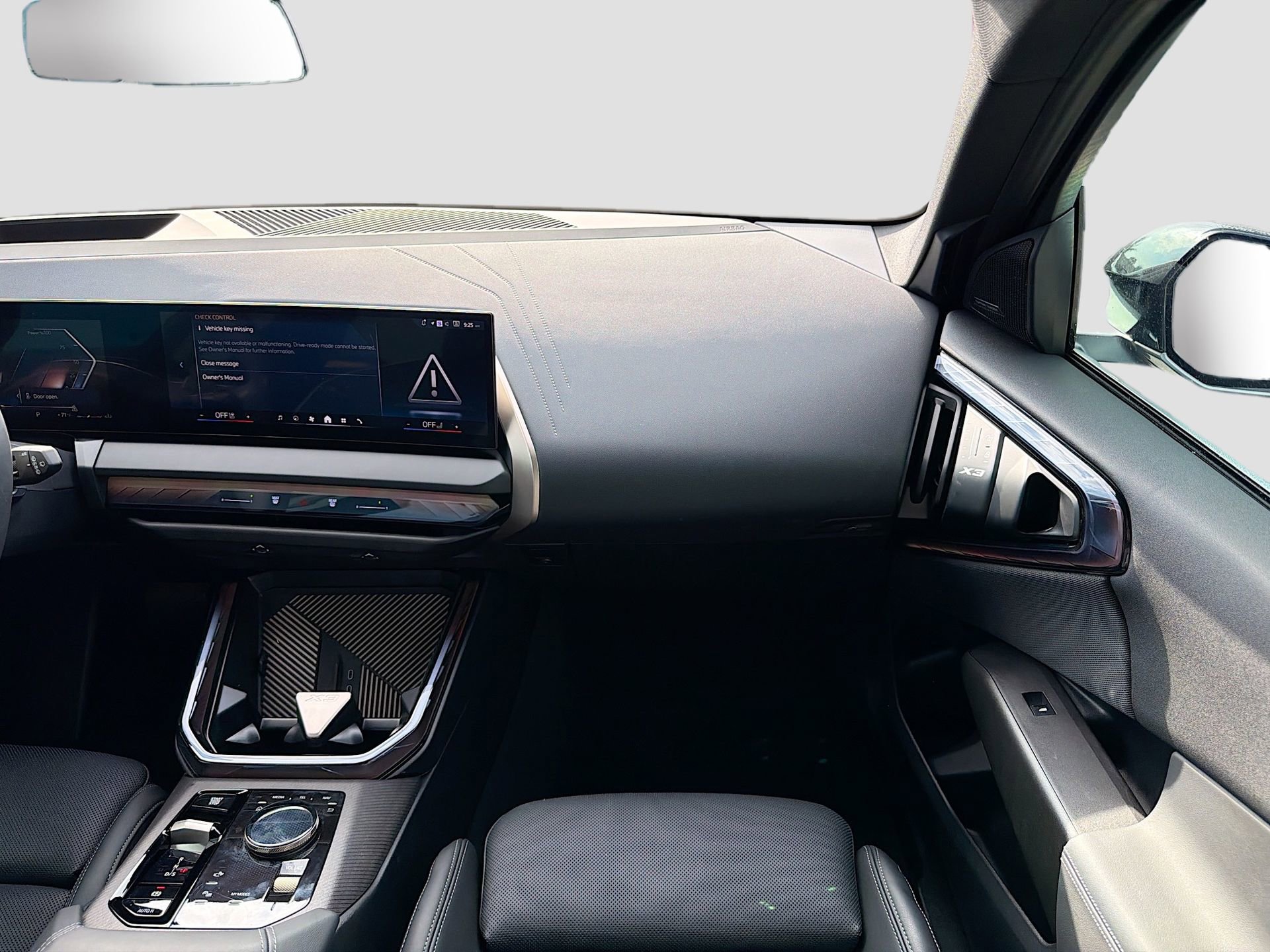 Used 2025 BMW X3 xDrive30i w/ Premium Package image 19