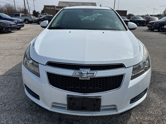 Used 2014 Chevrolet Cruze LT FWD image 2