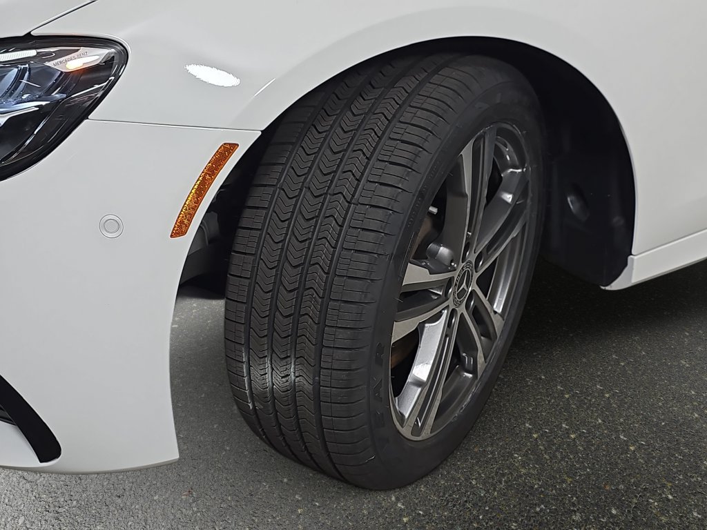 Used 2021 Mercedes-Benz E 350 4MATIC Sedan image 37