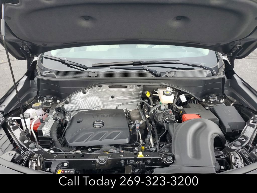 New 2025 Buick Encore GX Avenir w/ Avenir Technology Package image 29