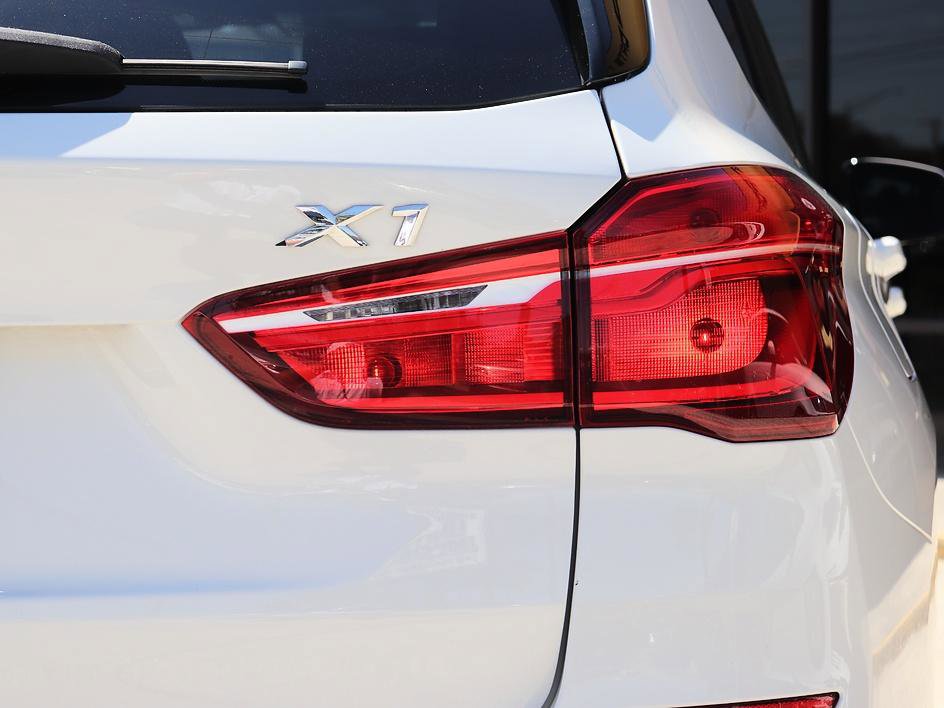 Used 2018 BMW X1 xDrive28i AWD/4WD image 41