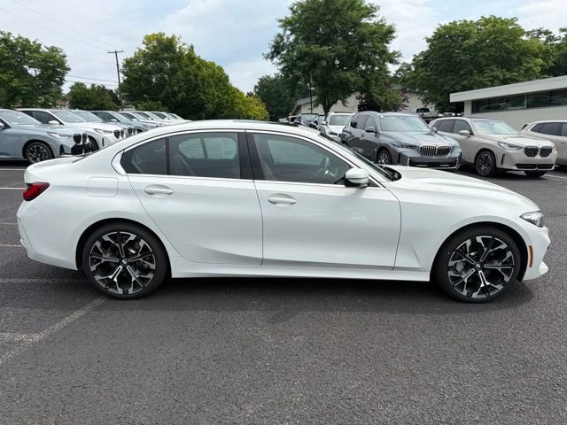 Used 2025 BMW 330i xDrive Sedan AWD/4WD image 5