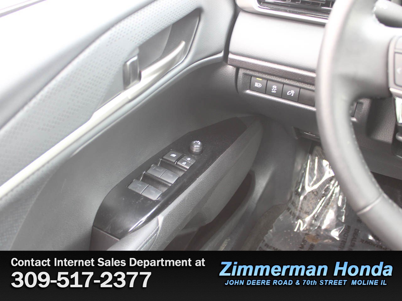 Used 2025 Toyota Camry XSE FWD image 14