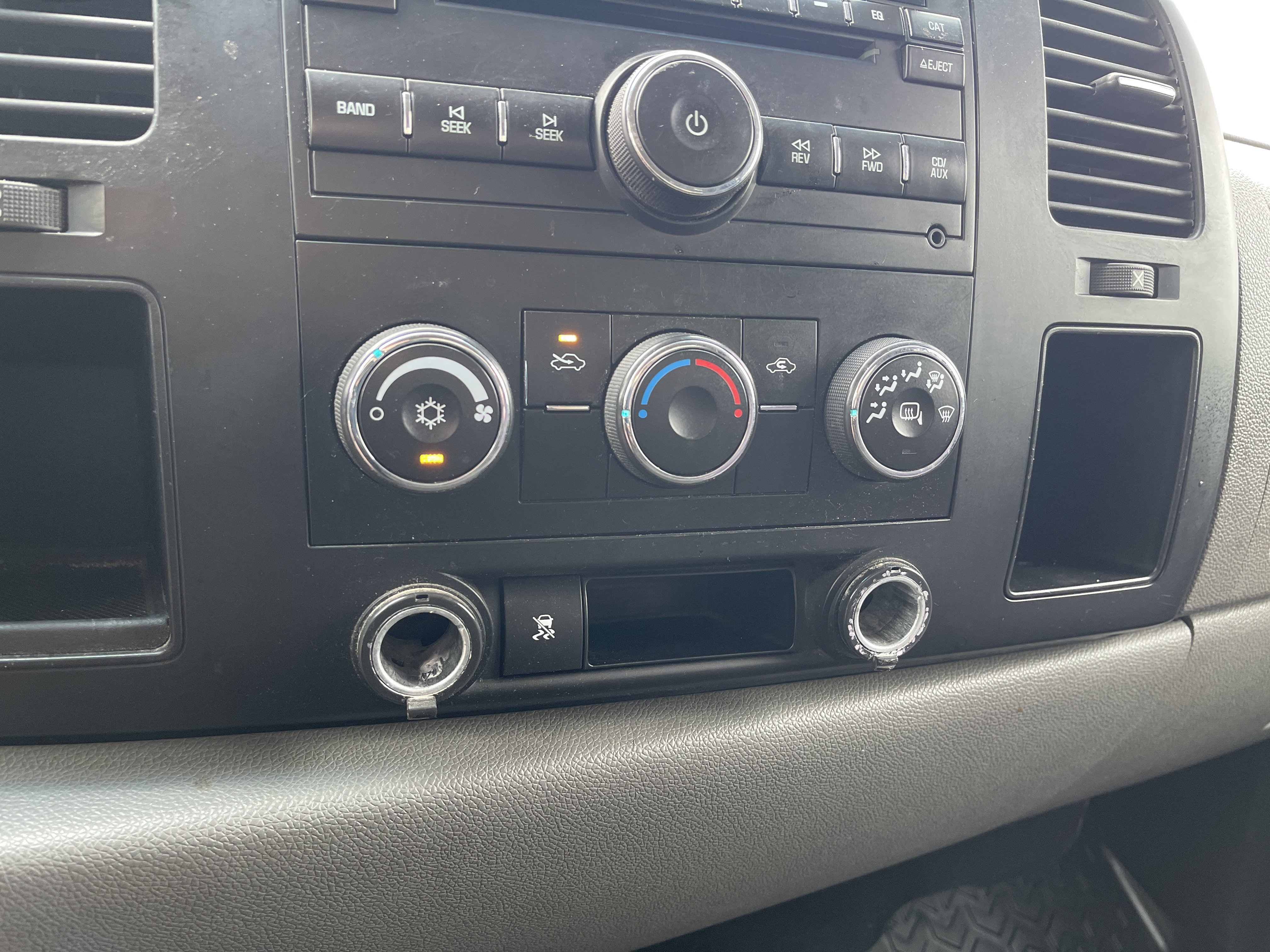 Used 2009 Chevrolet Silverado 1500 LT AWD/4WD image 17