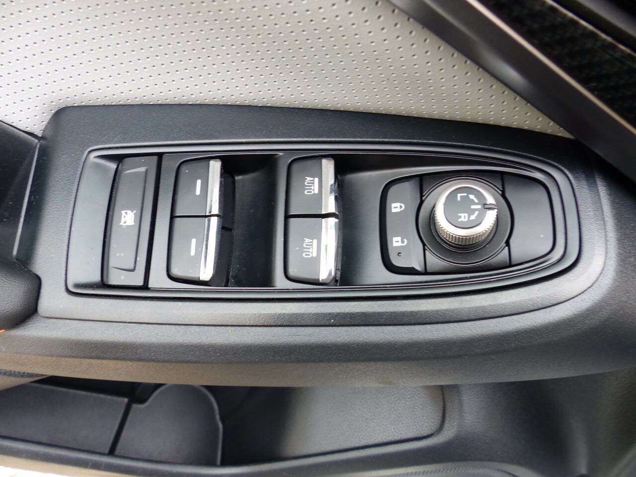 Used 2019 Subaru Crosstrek 2.0i Limited w/ Popular Package #4 image 20