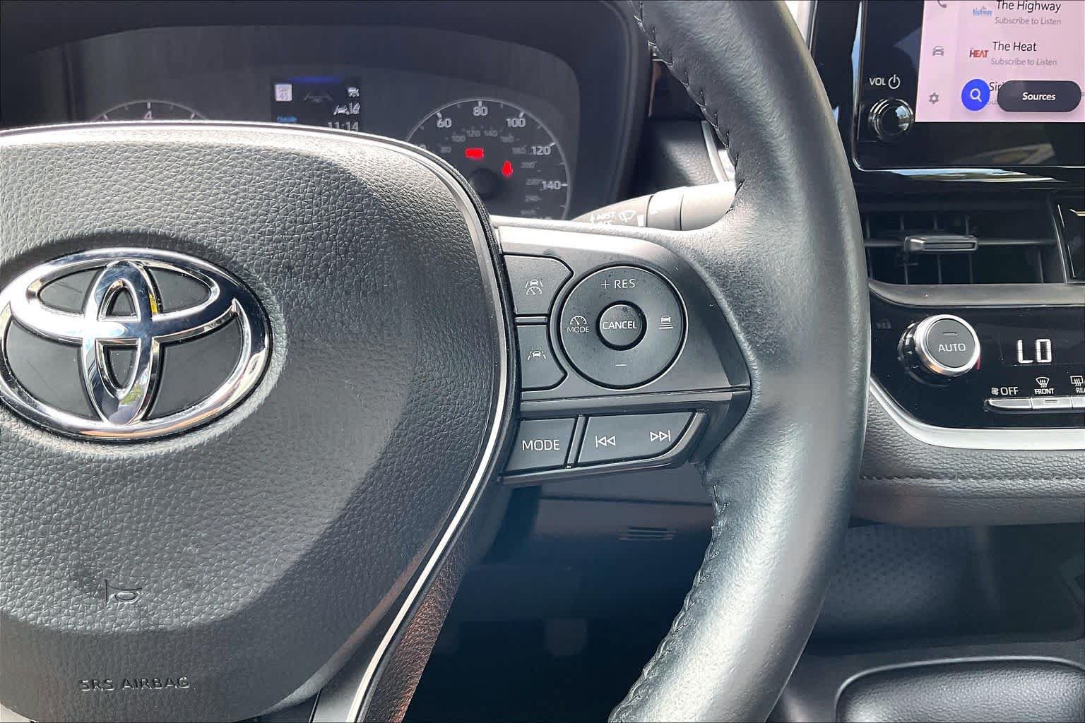 Used 2024 Toyota Corolla SE FWD image 19