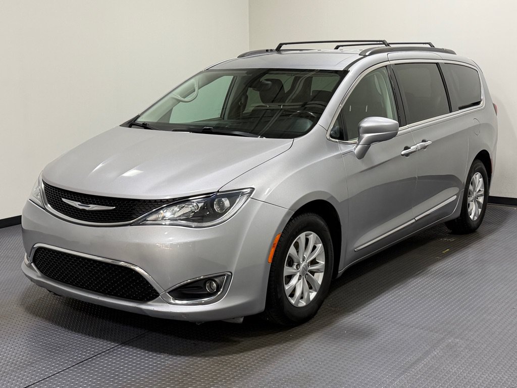 Used 2017 Chrysler Pacifica Touring-L