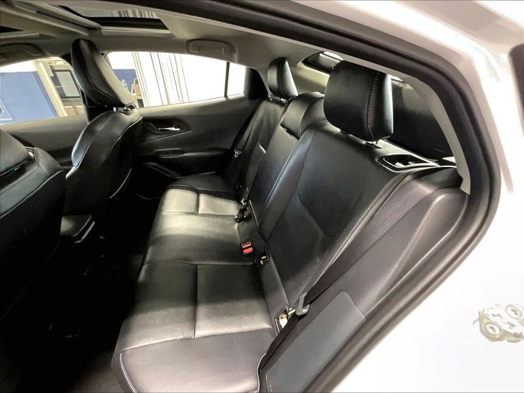Used 2024 Toyota Prius XLE AWD/4WD image 15