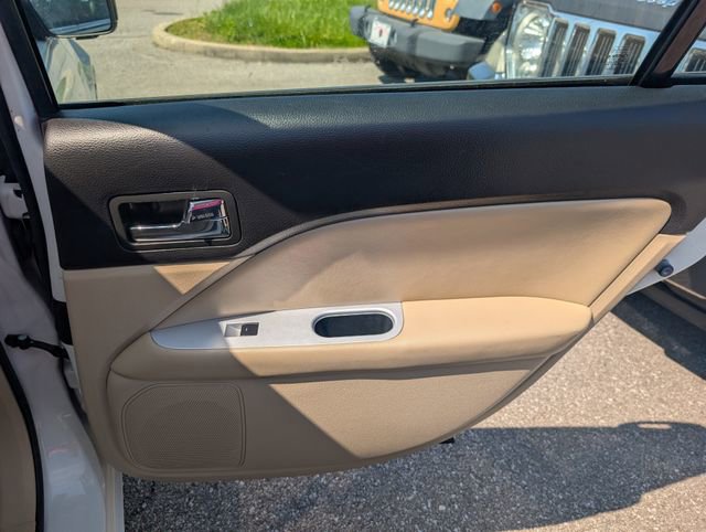 Used 2010 Mercury Milan Premier image 19