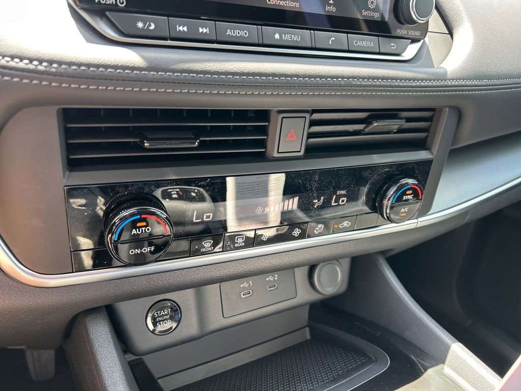 New 2026 Nissan Rogue SV image 36