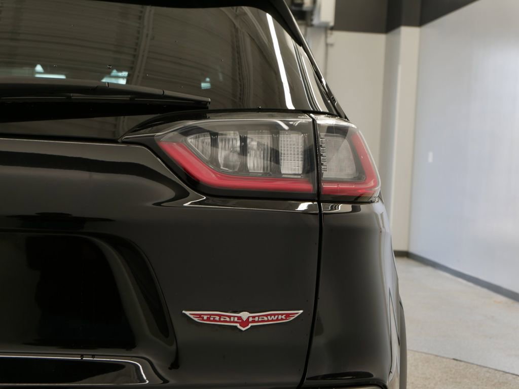Certified 2022 Jeep Cherokee Trailhawk w/ Premium Leather Package image 55