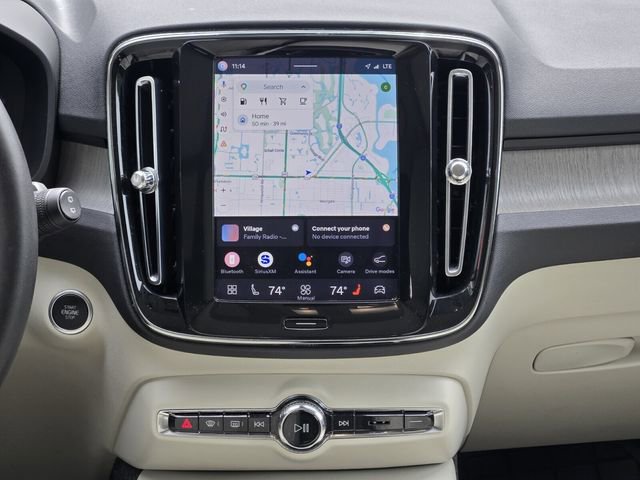 Used 2023 Volvo XC40 B5 Plus w/ Protection Package Premier image 18