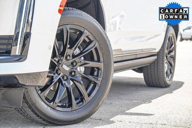 Certified 2024 Cadillac Escalade Sport Platinum w/ LPO, ONYX Package image 2