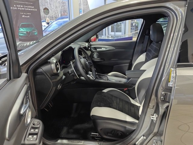 New 2026 Alfa Romeo Tonale w/ Active Assist Package image 15