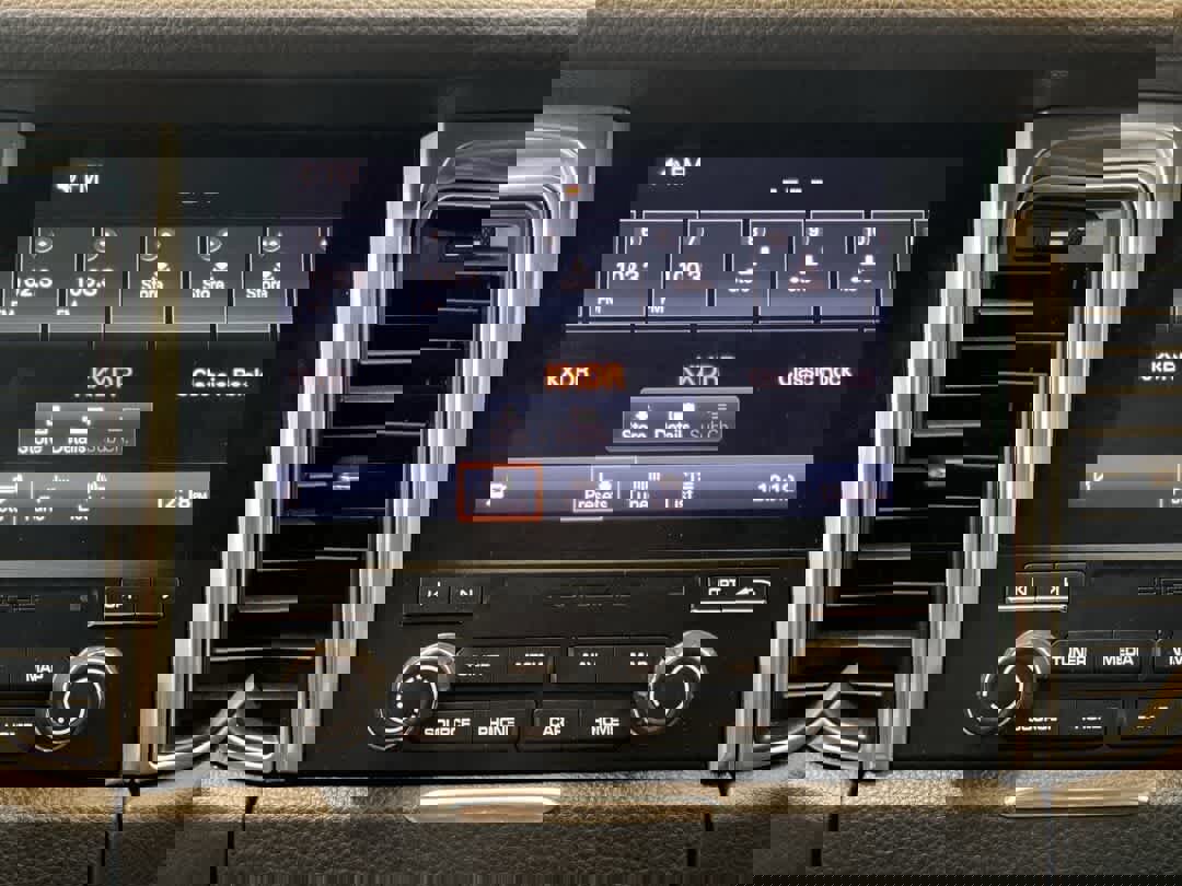 Used 2018 Porsche Macan S w/ Premium Package Plus image 18