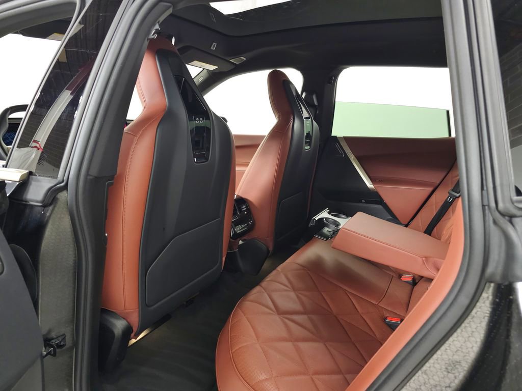 Used 2023 BMW iX M60 w/ Executive Package AWD/4WD image 43