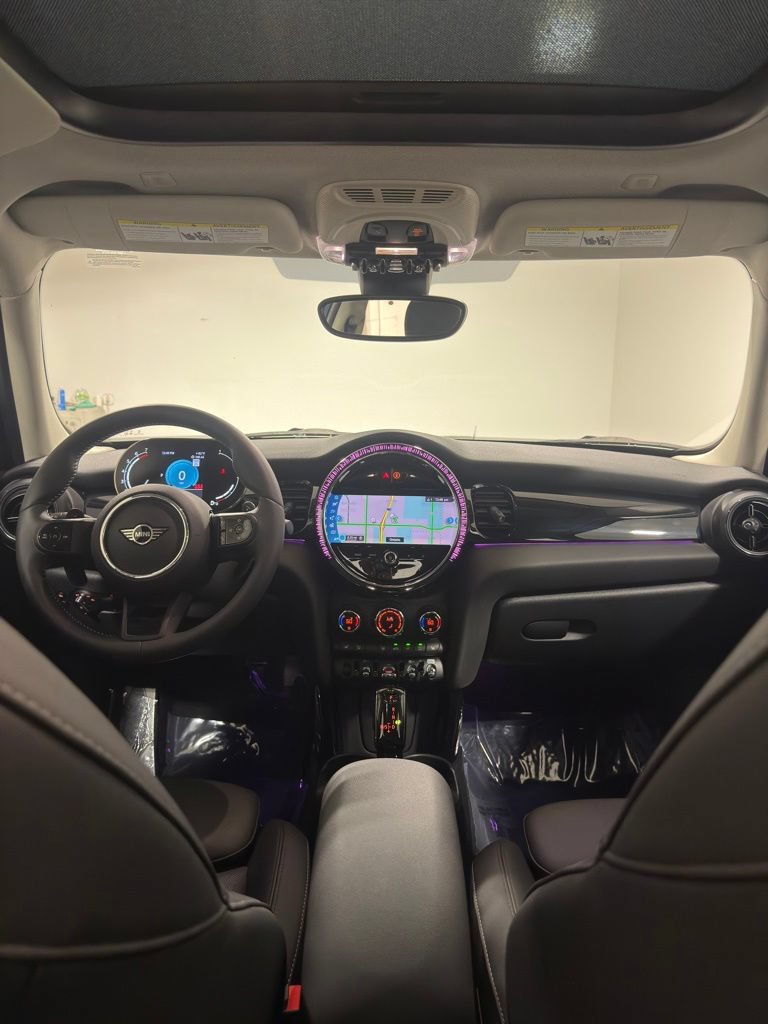 Used 2024 MINI Cooper S FWD image 6