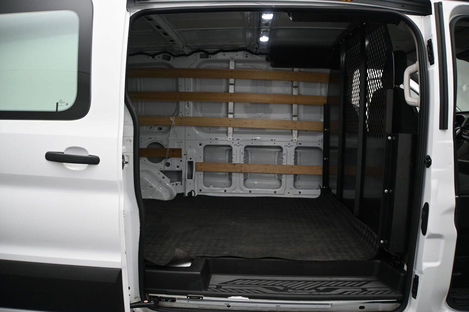 Used 2024 Ford Transit 250 Low Roof w/ Exterior Upgrade Package RWD image 18