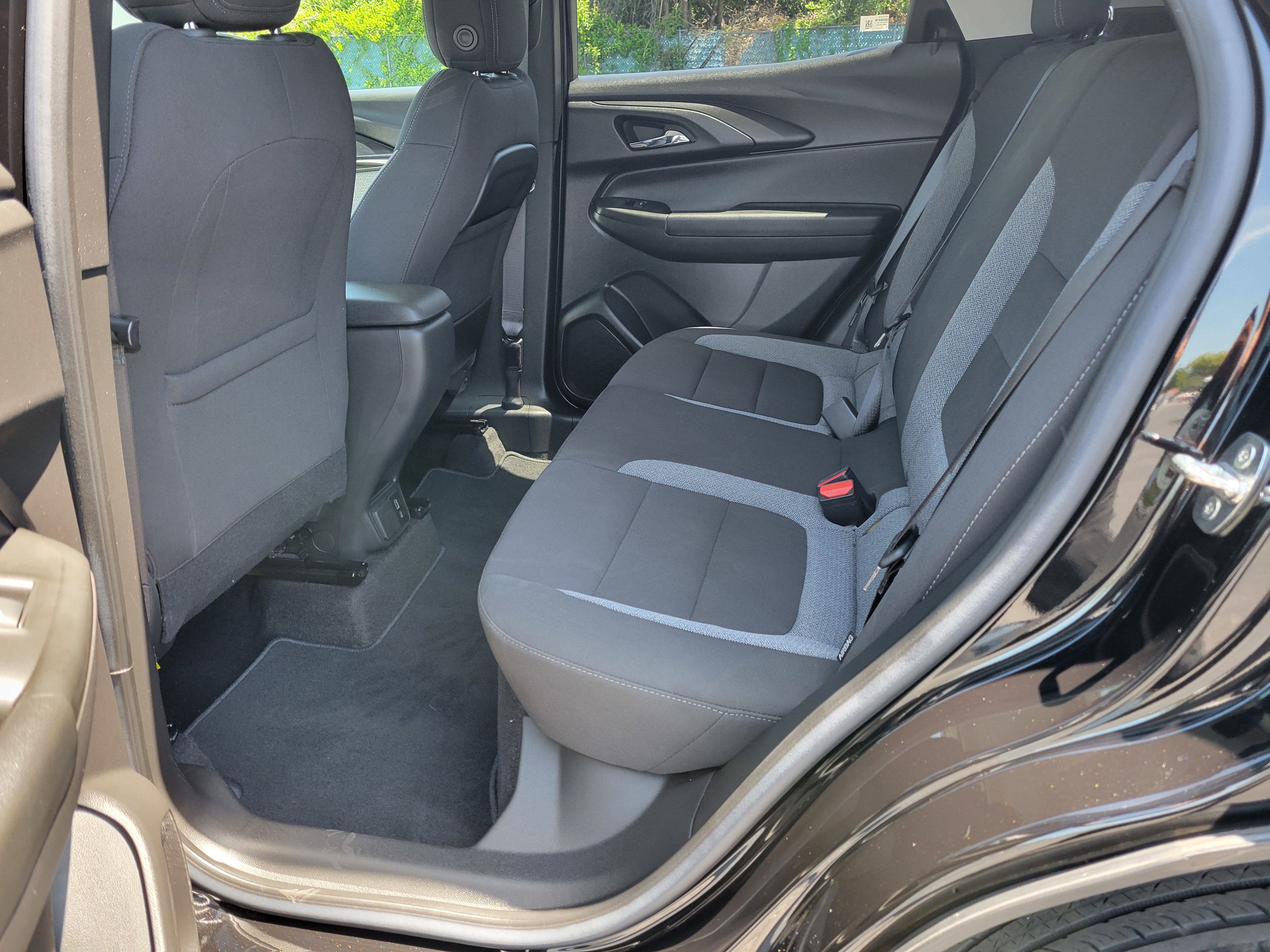 Certified 2023 Chevrolet TrailBlazer LT w/ Convenience Package FWD image 29