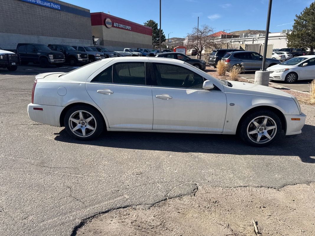 Used 2006 Cadillac STS V8 w/ Preferred Equipment Group image 4
